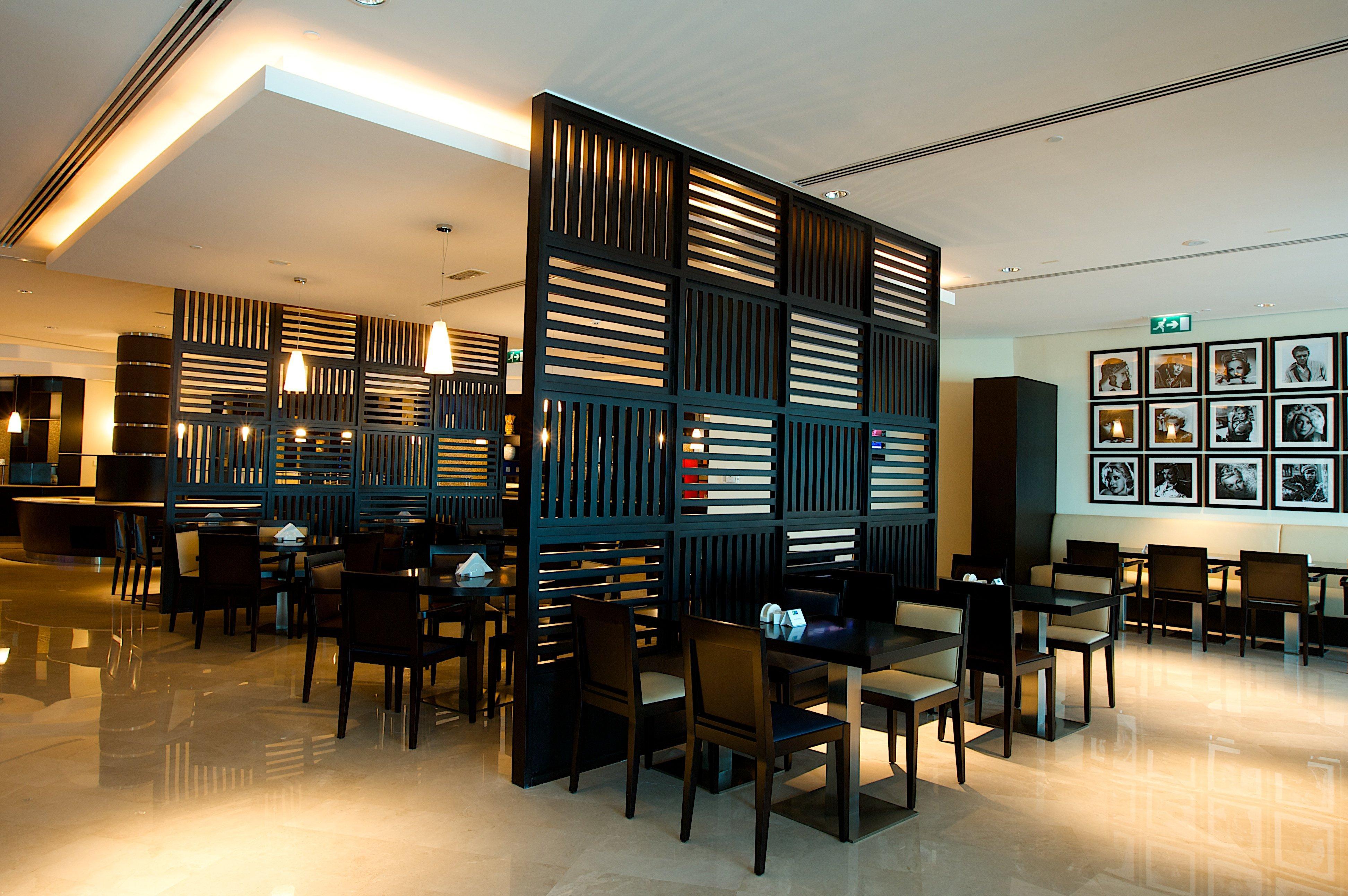 Holiday Inn Express Dubai Airport, An Ihg Hotel Nhà hàng bức ảnh
